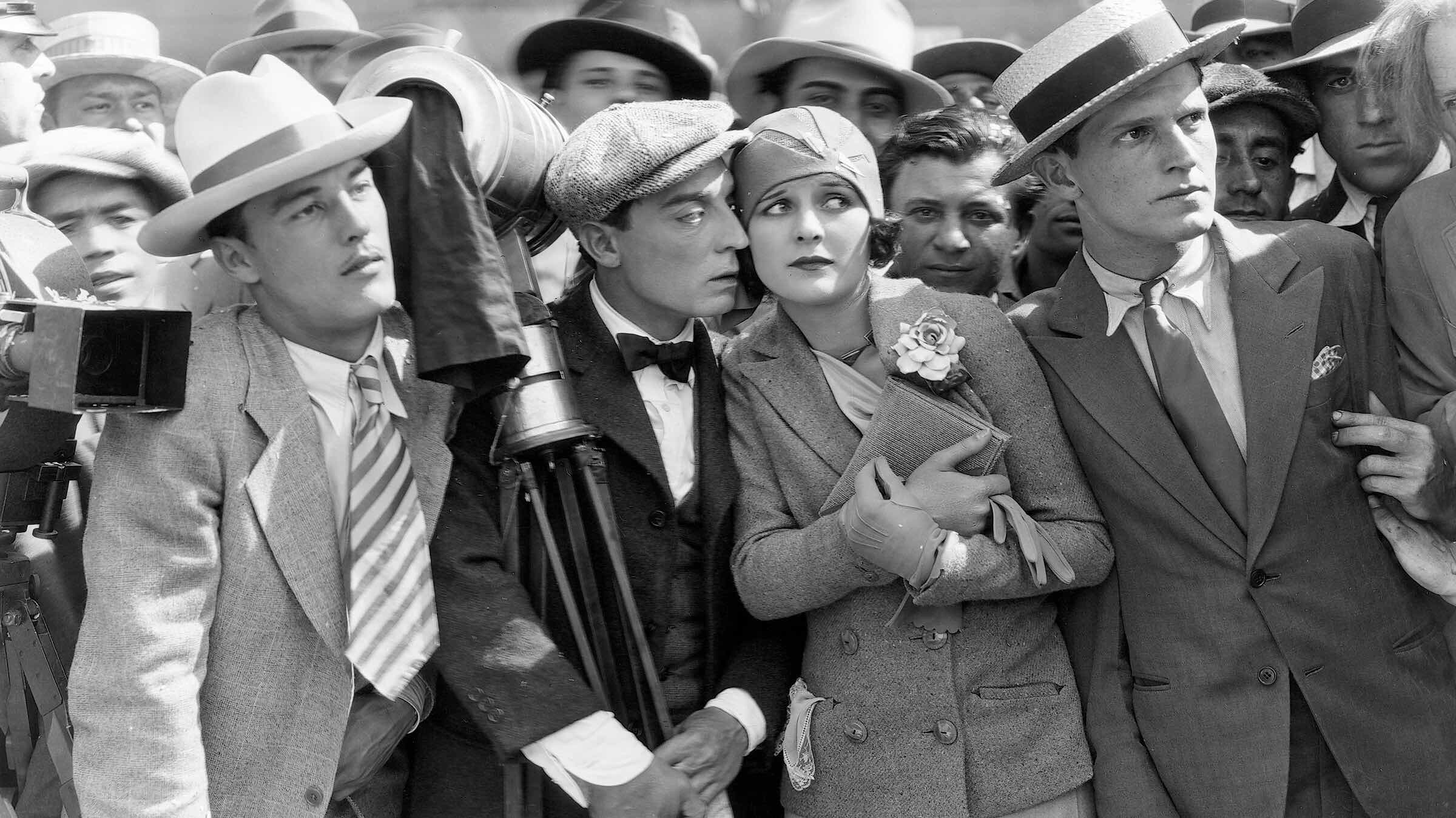 推荐一部黑白电影 摄影师《The Cameraman》(1928)